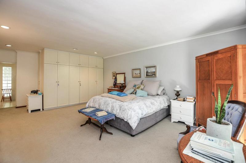 6 Bedroom Property for Sale in Welgemoed Western Cape